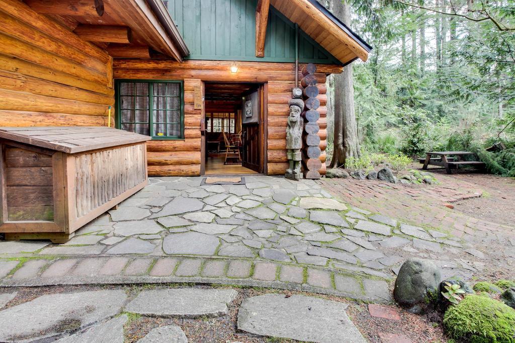Zoe'S Log Cabin Welches Экстерьер фото